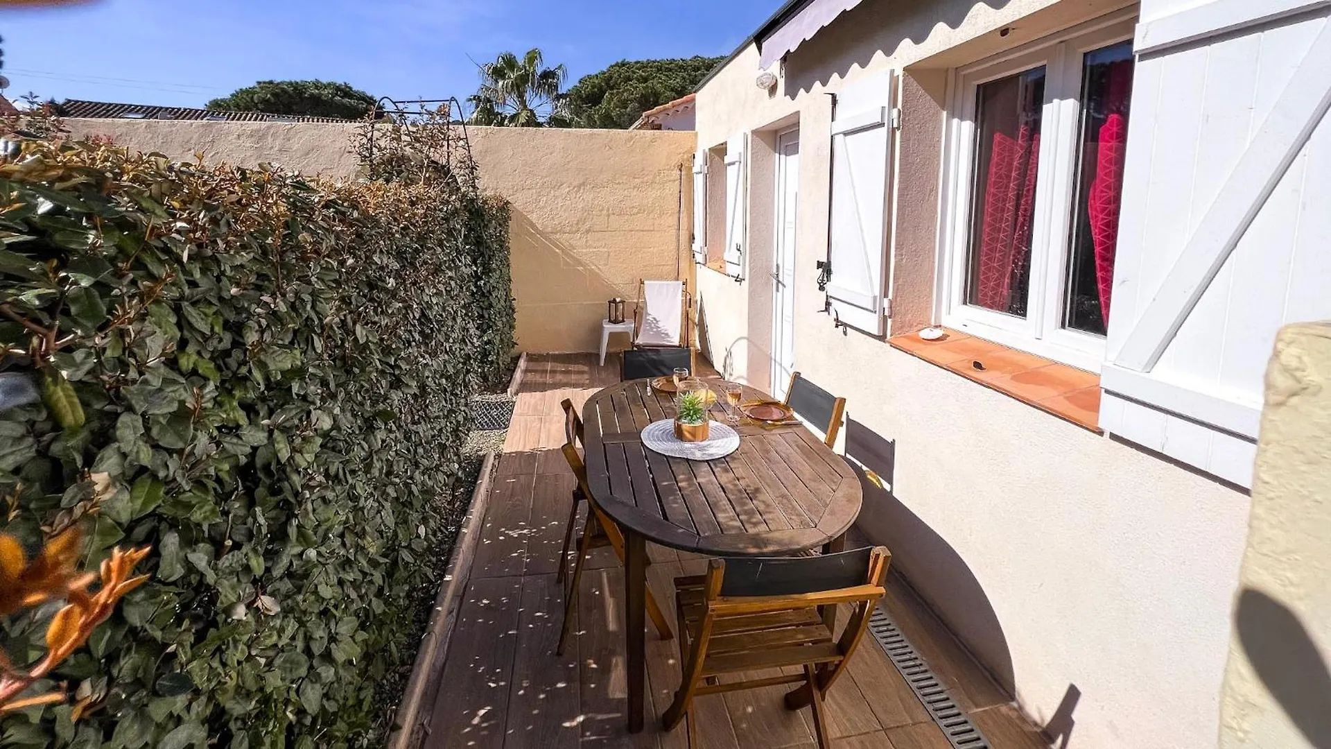 Reve D'Azur En Bord De Mer A La Nartelle Avec Piscine Dans La Residence, Terrasse, Bbq, 2 Chambres 2 Sdb Logement De 35M2 Draps Inclus Sainte-Maxime