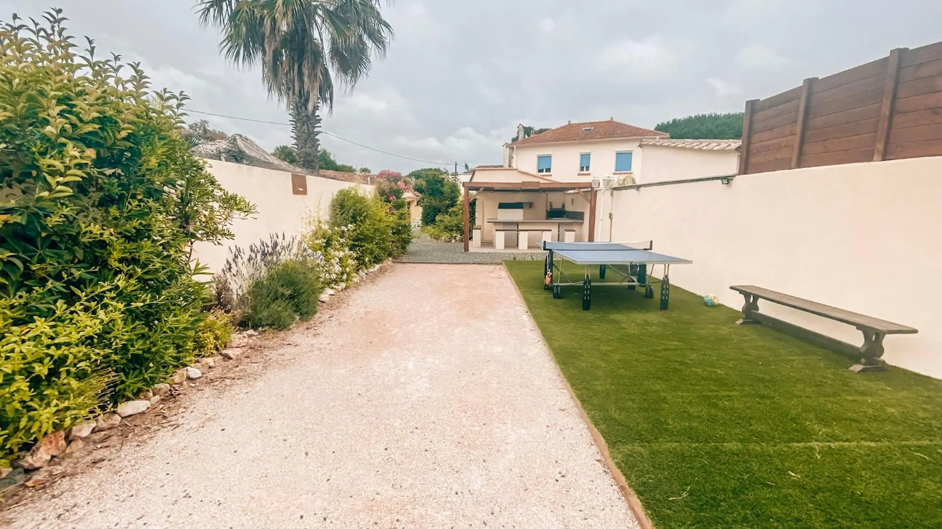 Reve D'Azur En Bord De Mer A La Nartelle Avec Piscine Dans La Residence, Terrasse, Bbq, 2 Chambres 2 Sdb Logement De 35M2 Draps Inclus Sainte-Maxime France