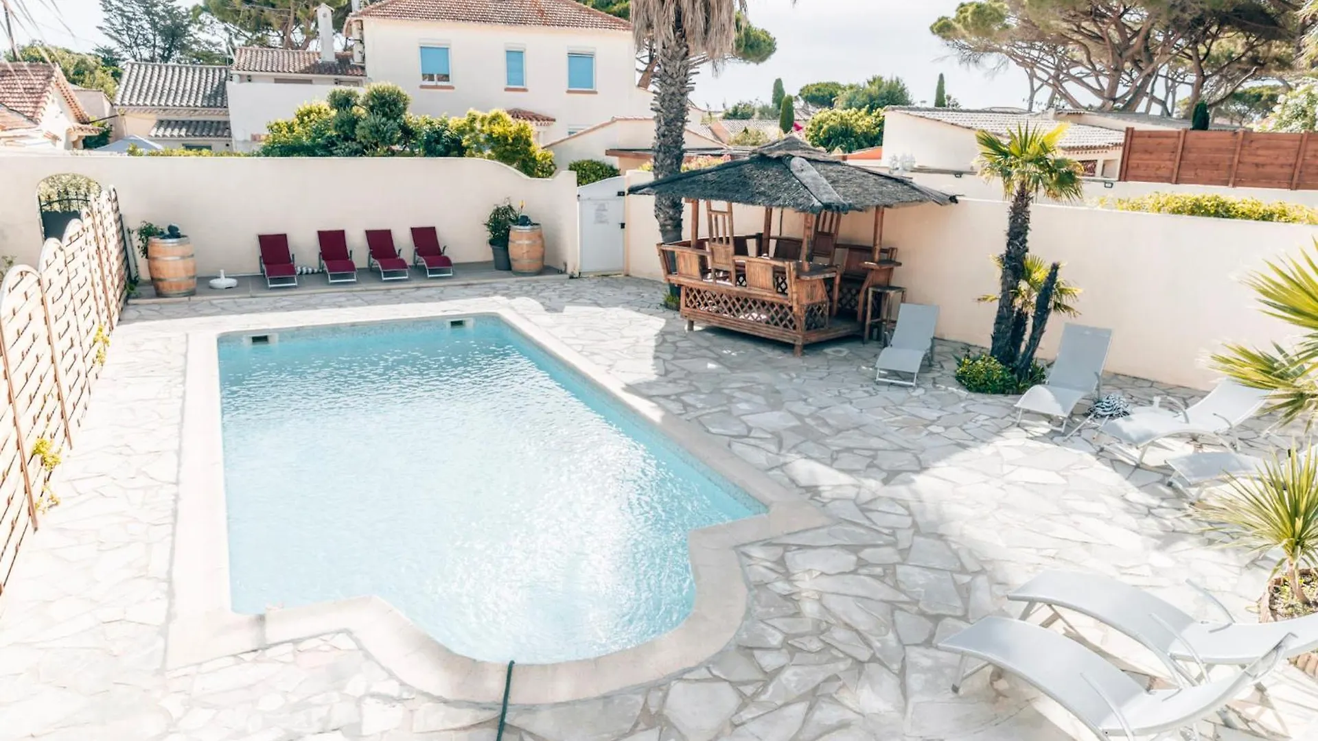 Reve D'Azur En Bord De Mer A La Nartelle Avec Piscine Dans La Residence, Terrasse, Bbq, 2 Chambres 2 Sdb Logement De 35M2 Draps Inclus Sainte-Maxime France
