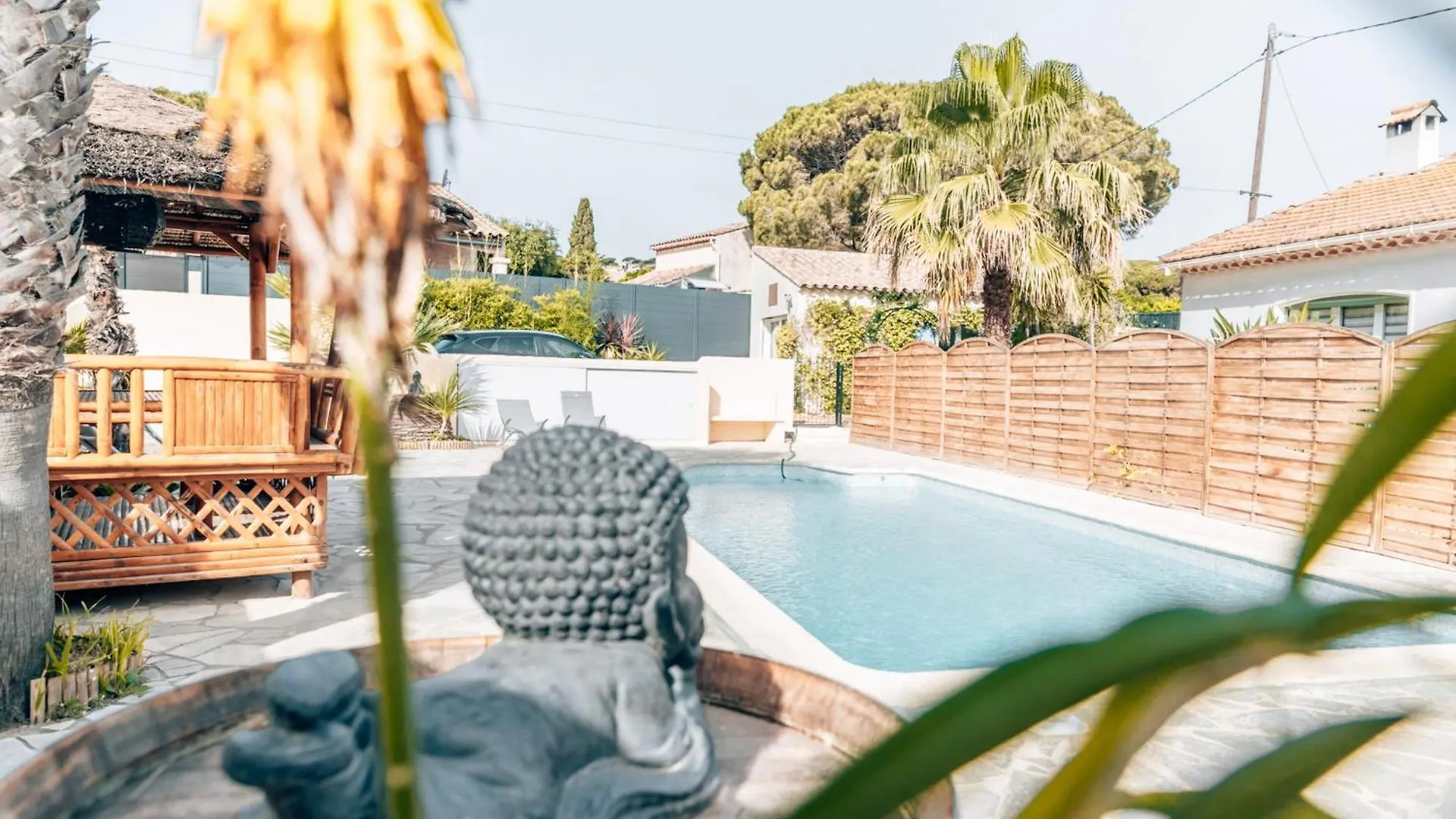 Reve D'Azur En Bord De Mer A La Nartelle Avec Piscine Dans La Residence, Terrasse, Bbq, 2 Chambres 2 Sdb Logement De 35M2 Draps Inclus Sainte-Maxime Holiday home